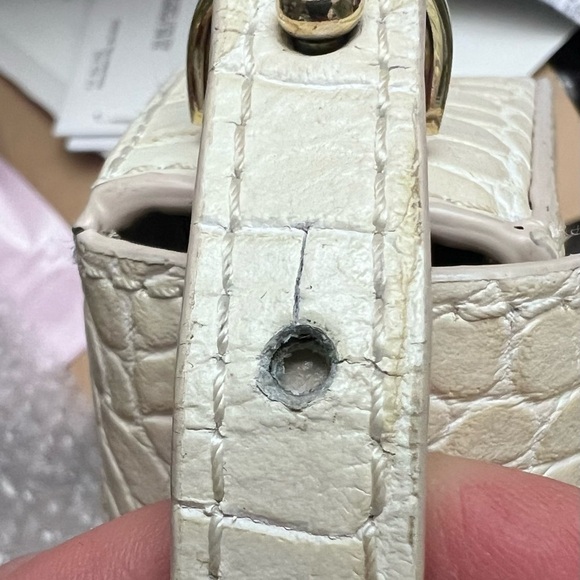 Authentic Demellier Oslo Cream leather Croc effect bag. - Picture 9 of 9